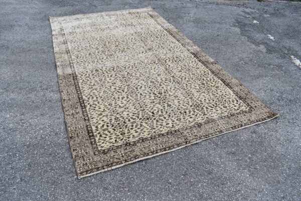 5.3 ft. x 9 ft. Vintage Turkish Rug TR10887 Image 3