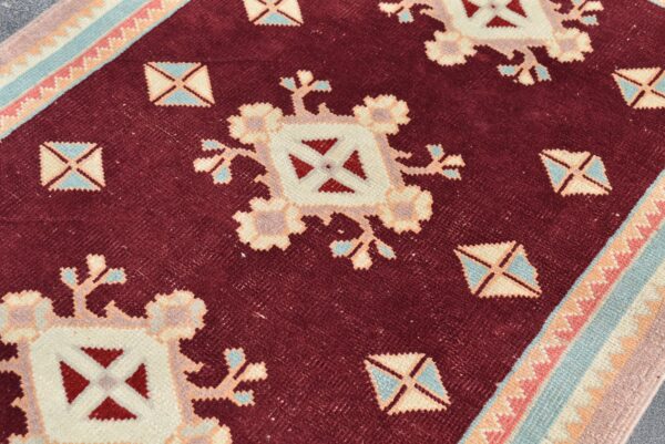 2.8 ft. x 3.8 ft. Vintage Turkish Rug TR10947 Image 5