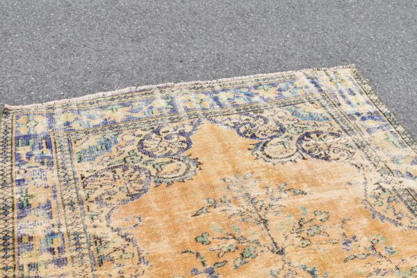 5.4 ft. x 9.3 ft. Vintage Turkish Rug TR10997 Image 4