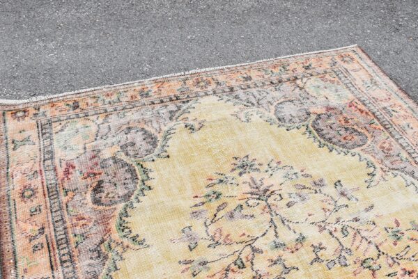5.7 ft. x 9.5 ft. Vintage Turkish Rug TR11007 Image 4