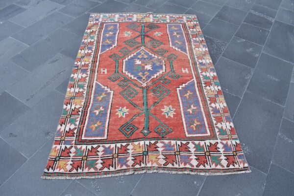 3.8 ft. x 5.9 ft. Vintage Turkish Rug TR11187 Image 2