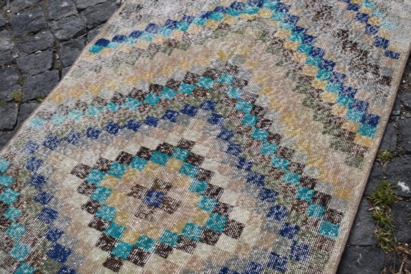 2.9 ft. x 5.9 ft. Vintage Turkish Rug TR11237 Image 5