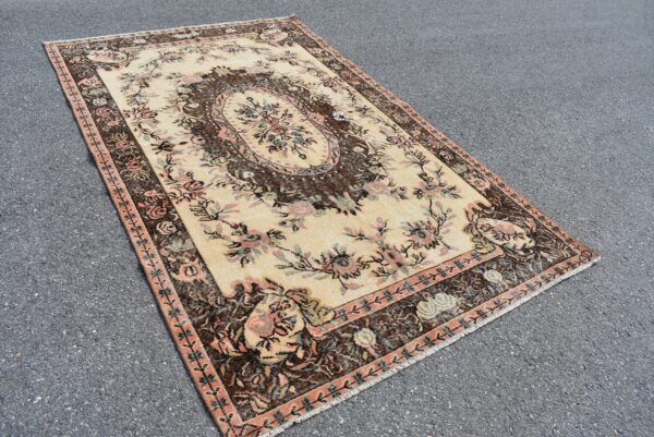 5.6 ft. x 9 ft. Vintage Turkish Rug TR11247 Image 3