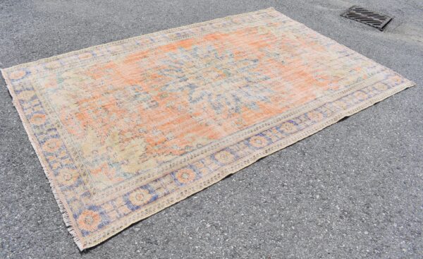 5.8 ft. x 9.2 ft. Vintage Turkish Rug TR11267 Image 1