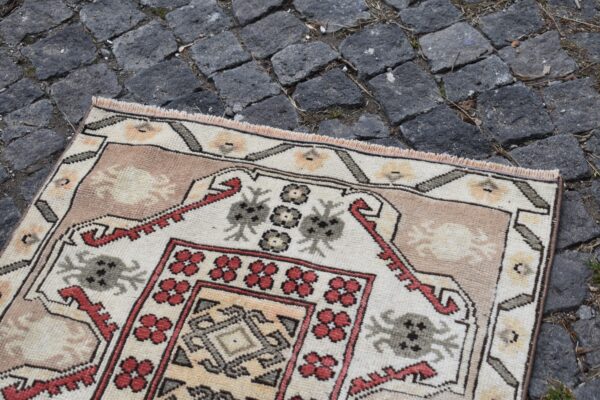 2.6 ft. x 3.8 ft. Vintage Turkish Rug TR11357 Image 4