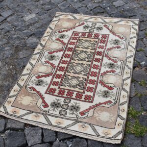 2.6 ft. x 3.8 ft. Vintage Turkish Rug TR11357 Image 1