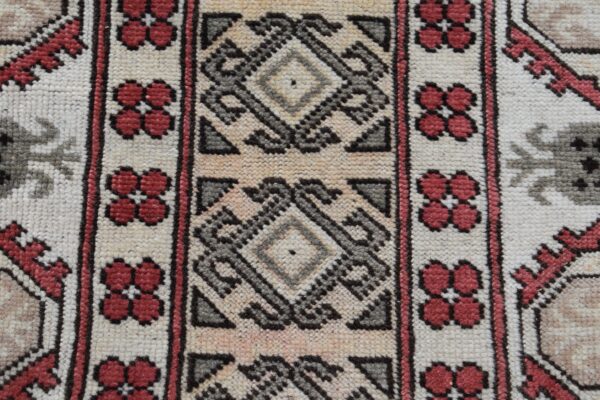 2.6 ft. x 3.8 ft. Vintage Turkish Rug TR11357 Image 6