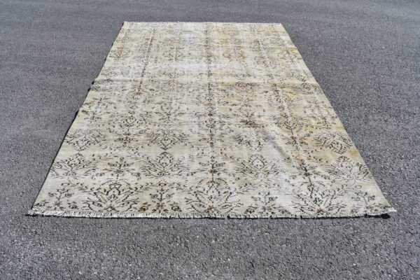6.2 ft. x 9.1 ft. Vintage Turkish Rug TR11397 Image 2