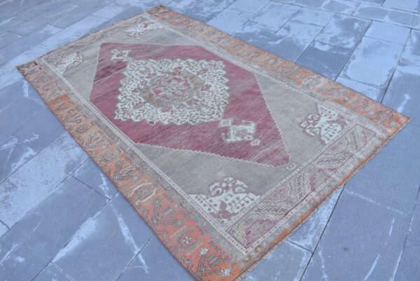 4.6 ft. x 7.9 ft. Vintage Turkish Rug TR11407 Image 1