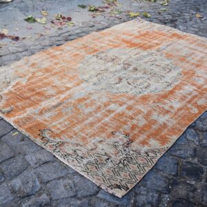 4.9 ft. x 7.7 ft. Vintage Turkish Rug TR11447 Image 1
