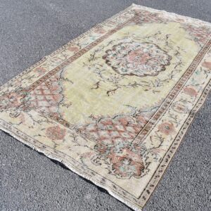 5.1 ft. x 8.4 ft. Vintage Turkish Rug TR11457 Image 1