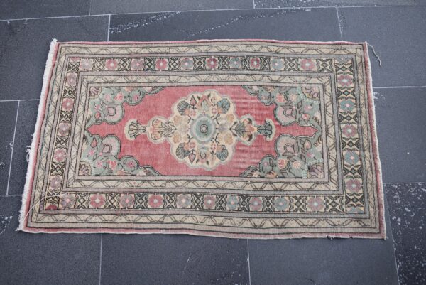 2 ft. x 3.3 ft. Vintage Turkish Rug TR11477 Image 4
