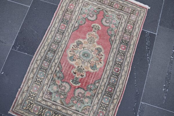 2 ft. x 3.3 ft. Vintage Turkish Rug TR11477 Image 5