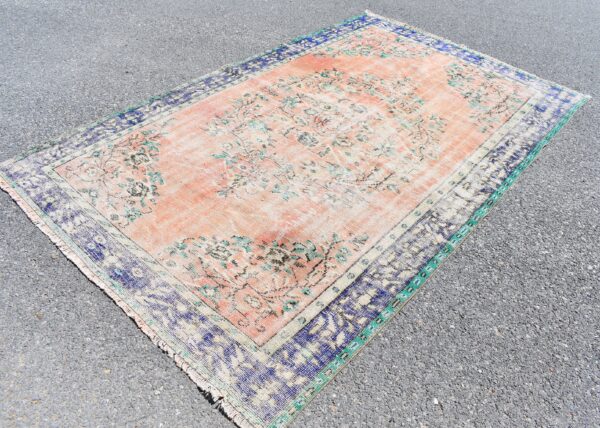 5.8 ft. x 9.2 ft. Vintage Turkish Rug TR11497 Image 1