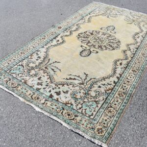 5.2 ft. x 9 ft. Vintage Turkish Rug TR11527 Image 1