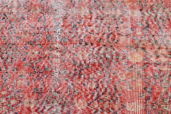 5.2 ft. x 9.3 ft. Vintage Turkish Rug TR11537 Image 5