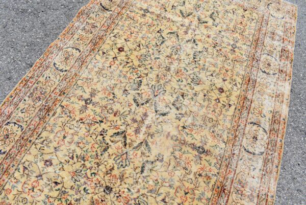 5.1 ft. x 8.6 ft. Vintage Turkish Rug TR11567 Image 4