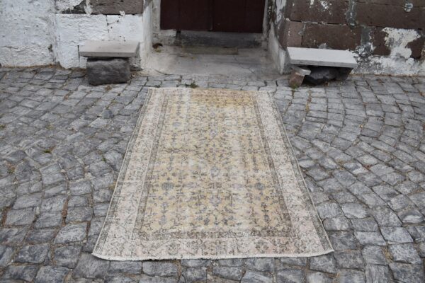 3.6 ft. x 6.3 ft. Vintage Turkish Rug TR11617 Image 2
