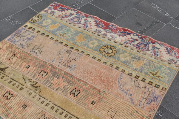 3.6 ft. x 8.4 ft. Vintage Patchwork Rug TR21444 Image 4