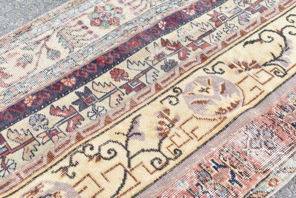 2.9 ft. x 7.1 ft. Vintage Patchwork Rug TR21534 Image 5