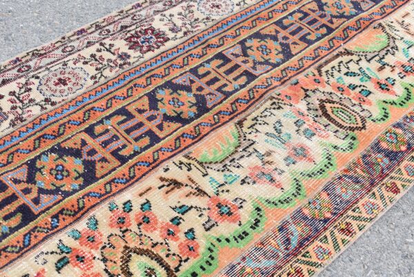 2.9 ft. x 8.4 ft. Vintage Patchwork Rug TR21544 Image 5