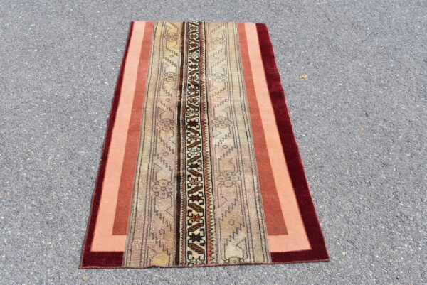 2.6 ft. x 4.9 ft. Vintage Patchwork Rug TR21554 Image 2