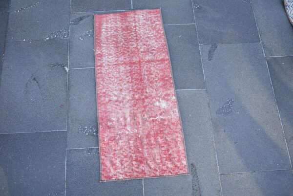 1.1 ft. x 2.6 ft. Vintage Overdyed Rug TR27463 Image 3