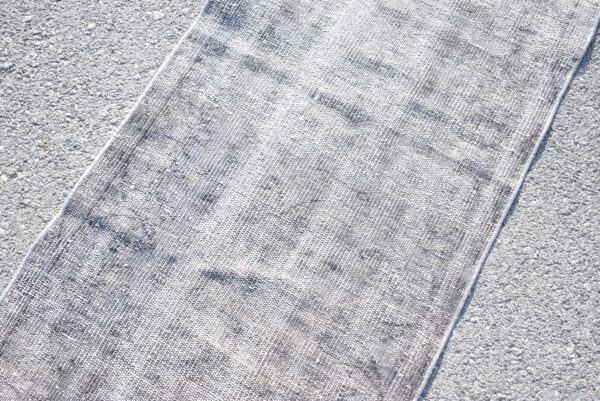2.3 ft. x 4.5 ft. Vintage Overdyed Rug TR27823 Image 5