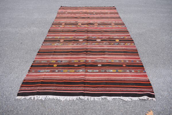 5.3 ft. x 10.5 ft. Vintage Kilim Rug TR59572 Image 2