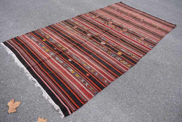 5.3 ft. x 10.5 ft. Vintage Kilim Rug TR59572 Image 1