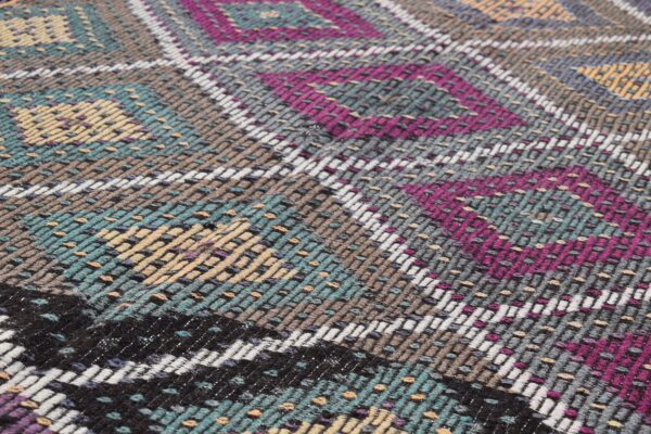 6.1 ft. x 9.9 ft. Vintage Kilim Rug TR59602 Image 4