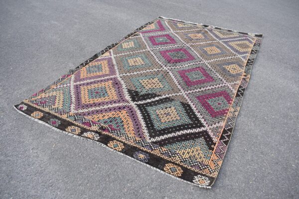 6.1 ft. x 9.9 ft. Vintage Kilim Rug TR59602 Image 1