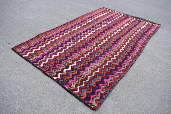 5.3 ft. x 9 ft. Vintage Kilim Rug TR59612 Image 1