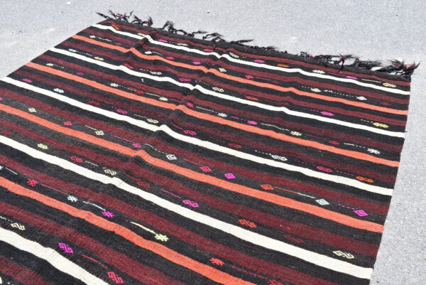 7.4 ft. x 11 ft. Vintage Kilim Rug TR59662 Image 4