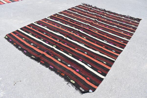 7.4 ft. x 11 ft. Vintage Kilim Rug TR59662 Image 1