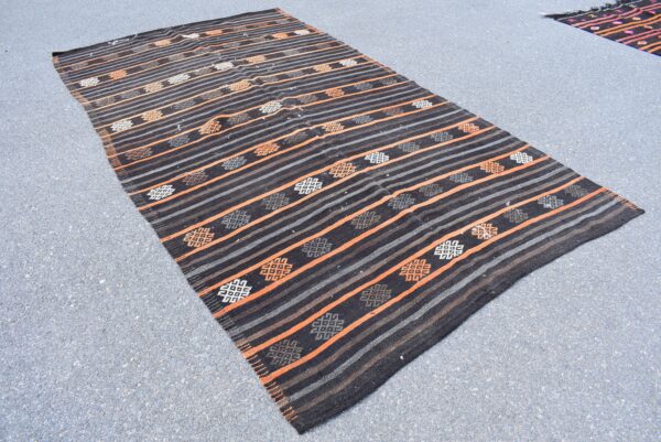 5.9 ft. x 10.9 ft. Vintage Kilim Rug TR59802 Image 3
