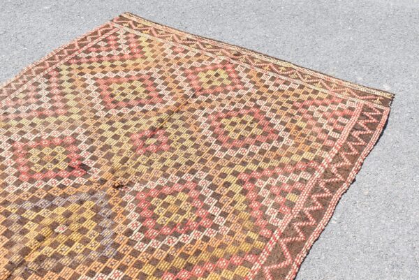 4.9 ft. x 8.3 ft. Vintage Kilim Rug TR59822 Image 4