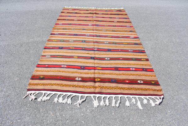 5.2 ft. x 9.4 ft. Vintage Kilim Rug TR59832 Image 2