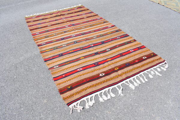 5.2 ft. x 9.4 ft. Vintage Kilim Rug TR59832 Image 3