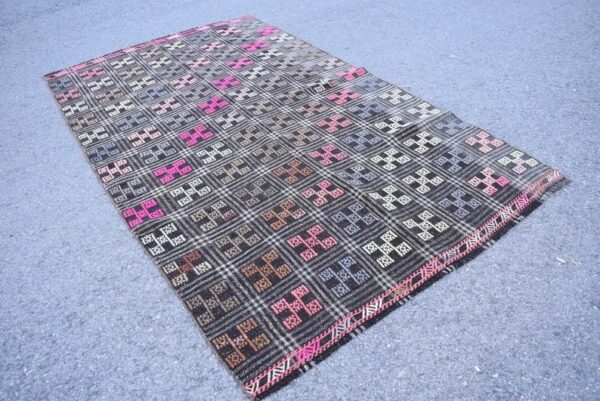 5.5 ft. x 9.4 ft. Vintage Kilim Rug TR59882 Image 3