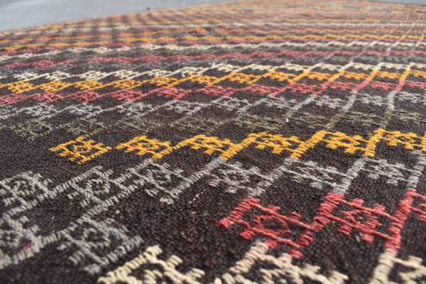 4.5 ft. x 10 ft. Vintage Kilim Rug TR59892 Image 5