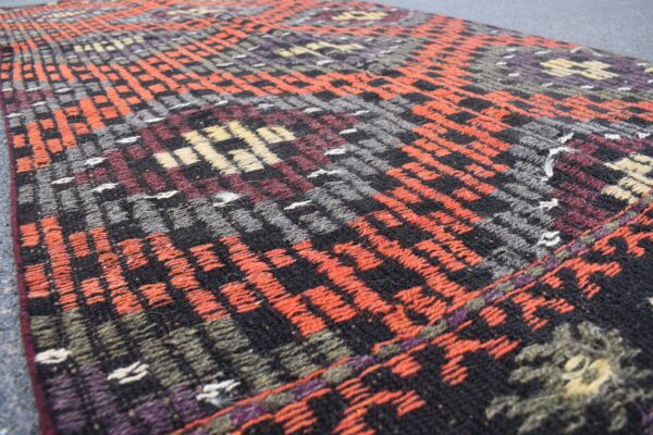 3.8 ft. x 8.7 ft. Vintage Kilim Rug TR59932 Image 5