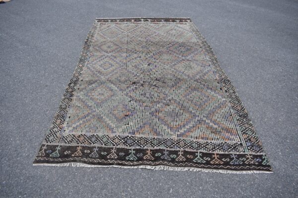 5.6 ft. x 9.9 ft. Vintage Kilim Rug TR59962 Image 2