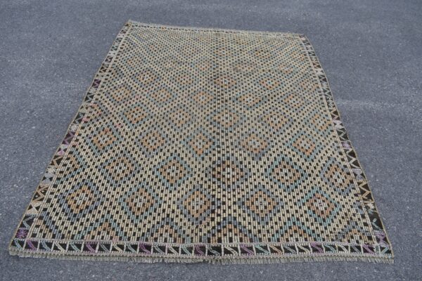 5.4 ft. x 7.4 ft. Vintage Kilim Rug TR59972 Image 2