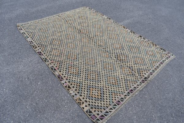 5.4 ft. x 7.4 ft. Vintage Kilim Rug TR59972 Image 3