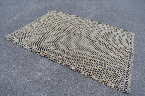 5.4 ft. x 7.4 ft. Vintage Kilim Rug TR59972 Image 4