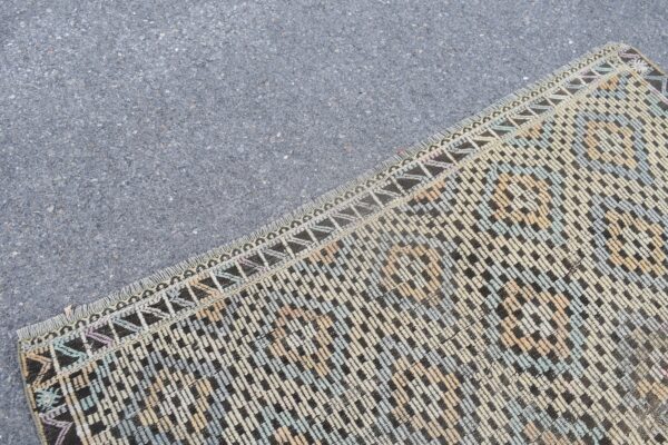 5.4 ft. x 7.4 ft. Vintage Kilim Rug TR59972 Image 6