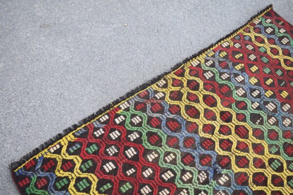 5.6 ft. x 10.8 ft. Vintage Kilim Rug TR59982 Image 6