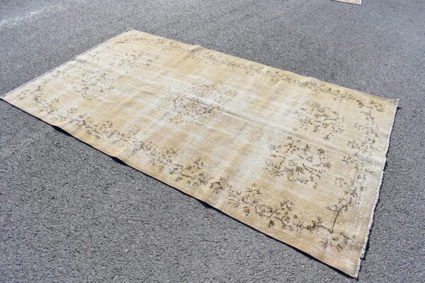 4.8 ft. x 8.2 ft. Vintage Turkish Rug TR99016 Image 6