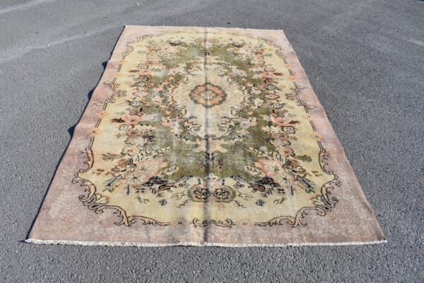 5.5 ft. x 8.4 ft. Vintage Turkish Rug TR99076 Image 2